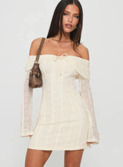 Colettie Long Sleeve Mini Dress Cream
