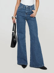 Lucille High Rise Flared Jeans Mid Wash